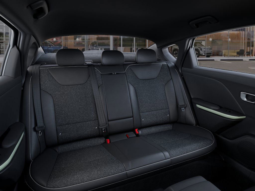 2025 Kia K4 GT-Line photo 15