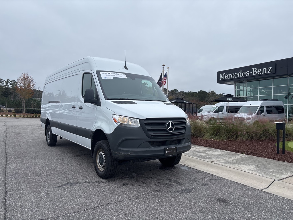 2024 Mercedes-Benz Sprinter Cargo Van Base's photo