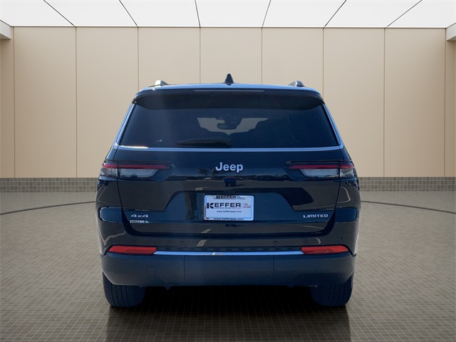2025 Jeep Grand Cherokee Limited photo 4
