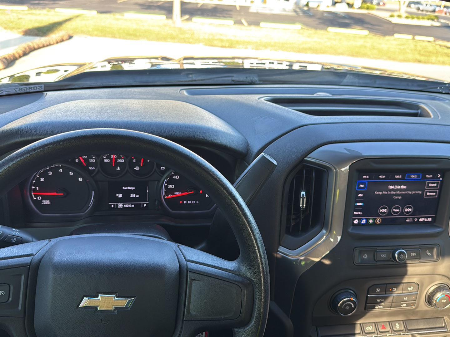 2020 Chevrolet Silverado 1500 Custom photo 9