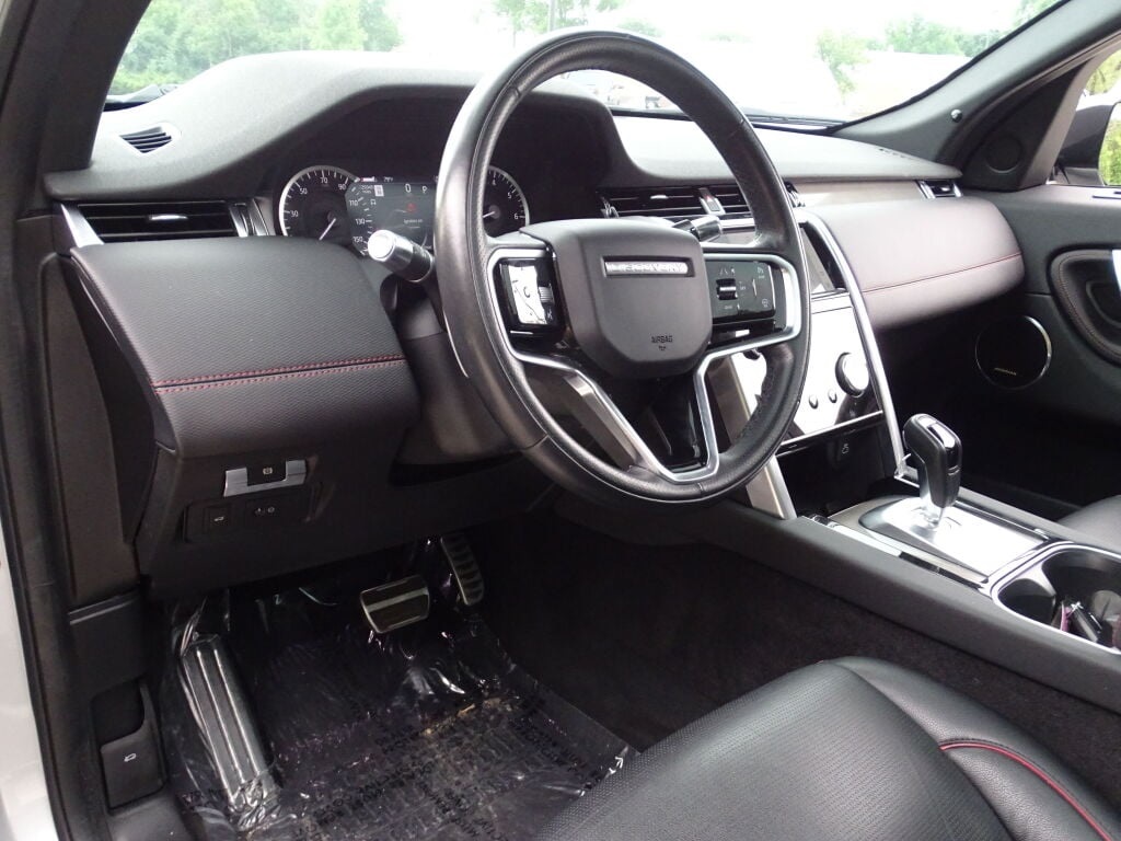 2022 Land Rover Discovery Sport S R-Dynamic photo 24