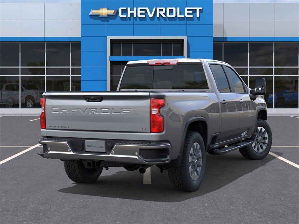 2026 Chevrolet Silverado LT photo 4