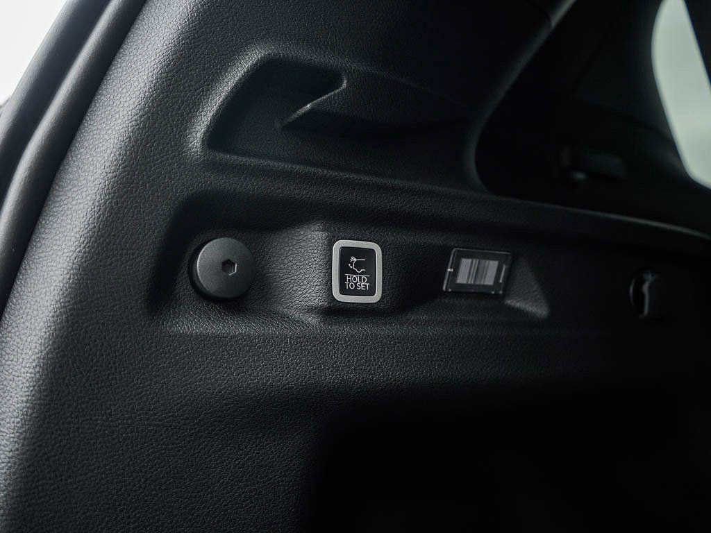 2025 Jeep Grand Cherokee Limited photo 8