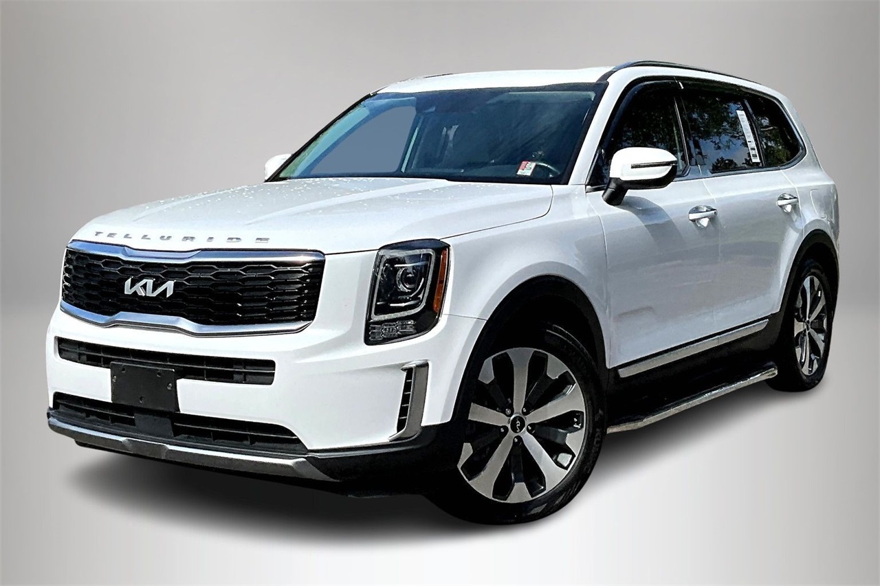 2022 Kia Telluride S's photo
