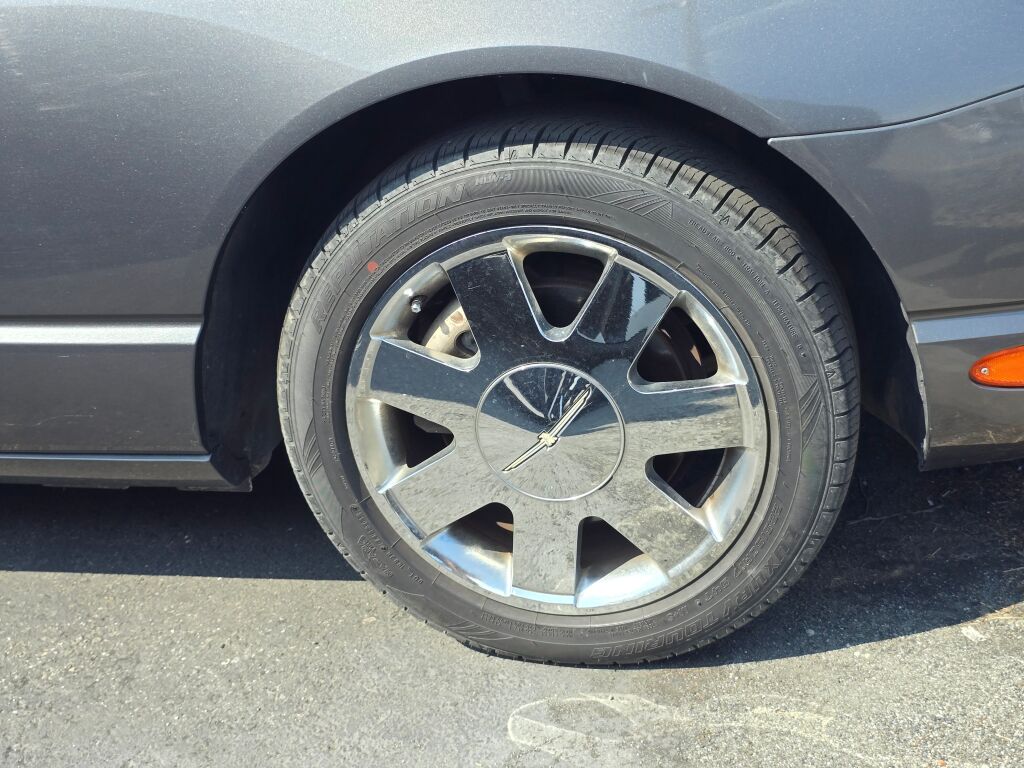 2003 Ford Thunderbird Base photo 4