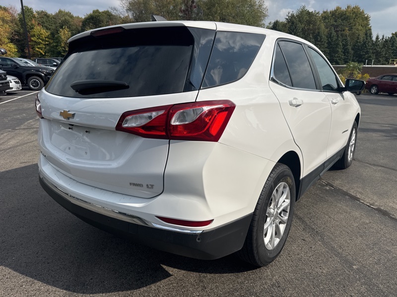 2021 Chevrolet Equinox LT photo 3