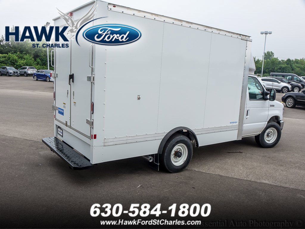 2023 Ford E-350 photo 8