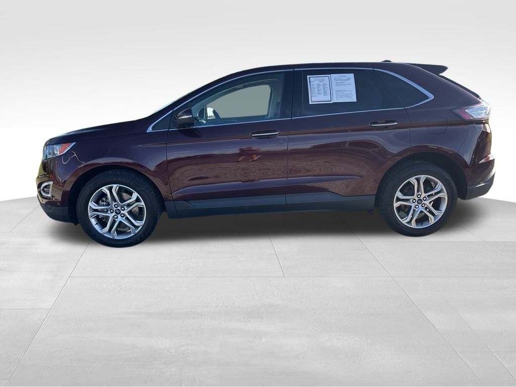 2018 Ford Edge Titanium photo 2