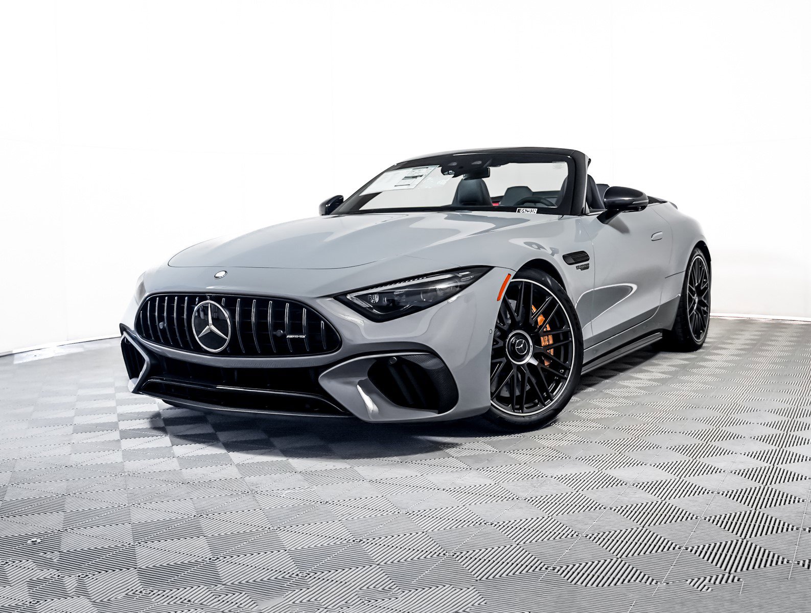New 2025 Aline Grey Mercedes-Benz AMG® SL 63 S E Performance image 1