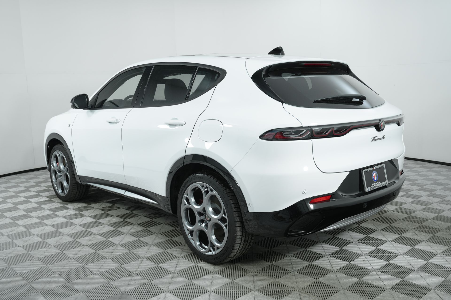 2024 Alfa Romeo Tonale Ti photo 4