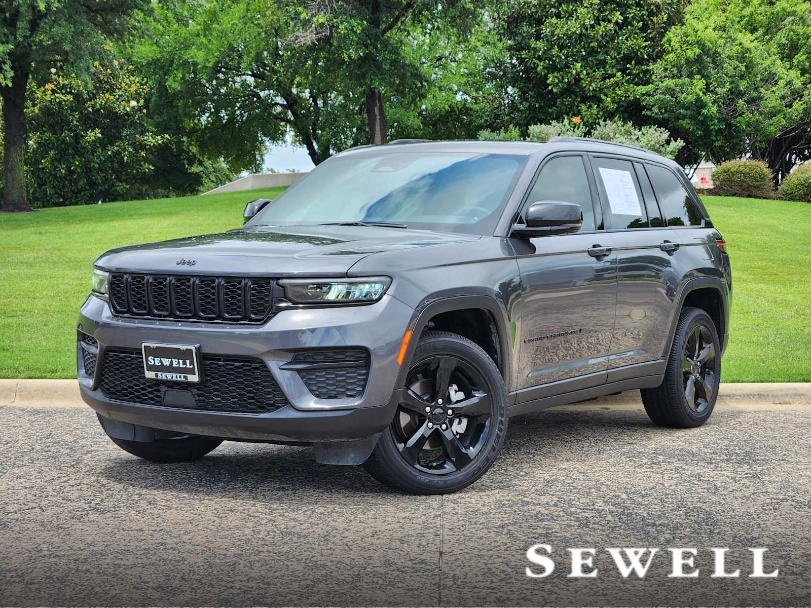 2024 Jeep Grand Cherokee Altitude X