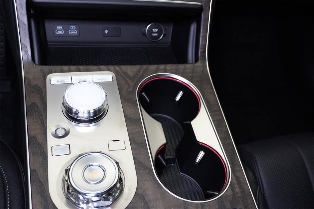 2025 Genesis GV80 2.5T AWD photo 21