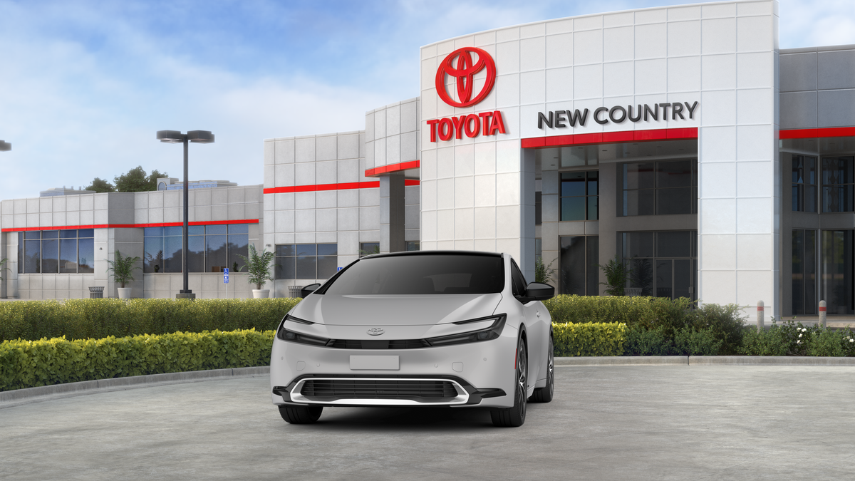 2026 Toyota Prius XLE photo 18