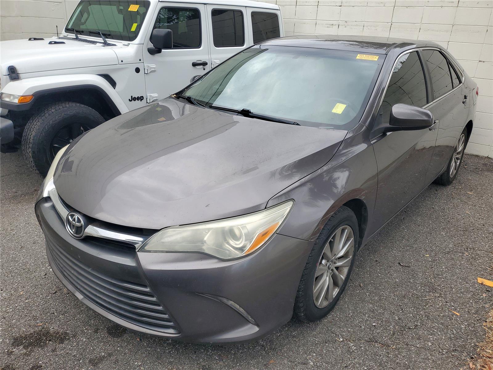 2016 Toyota Camry XLE