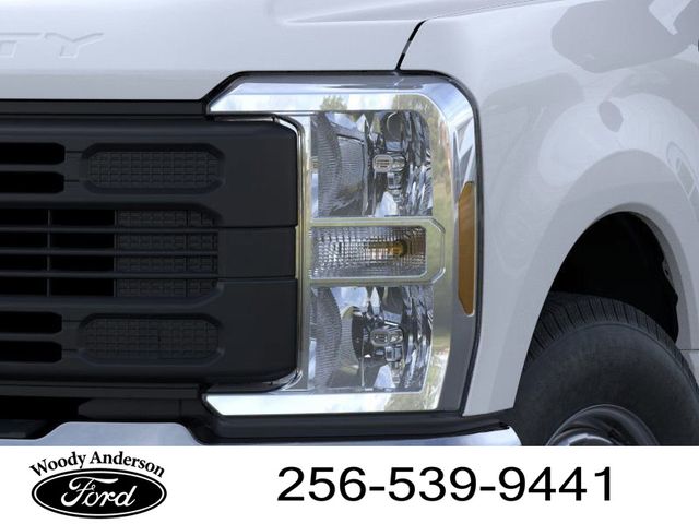 2025 Ford F-250 photo 17