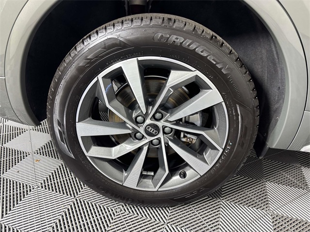 2024 Audi Q5 45 S line Premium photo 24