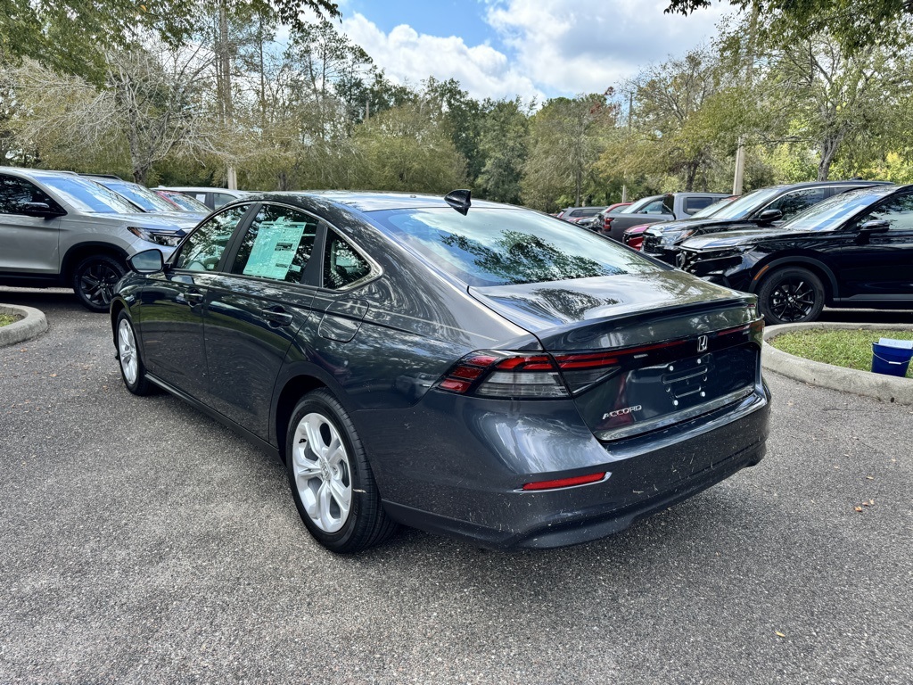 2025 Honda Accord 1.5T LX photo 4