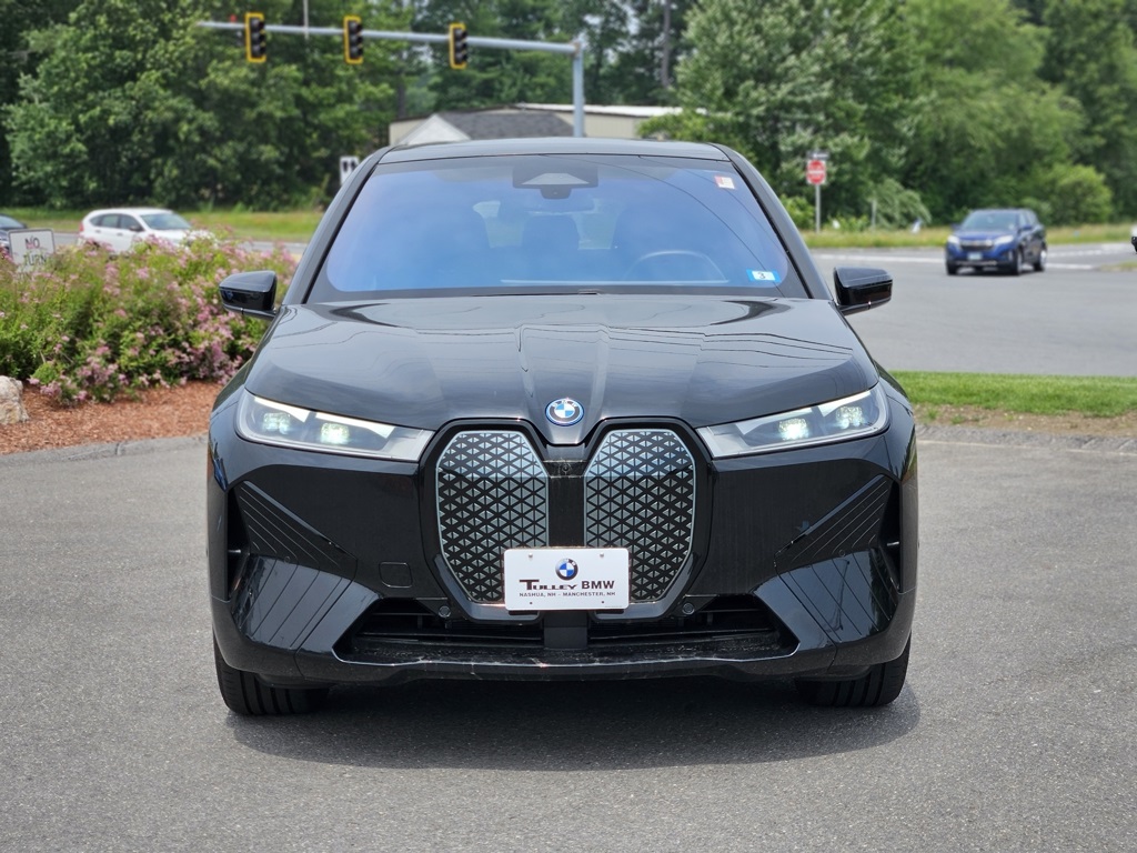 2024 Bmw iX photo 2