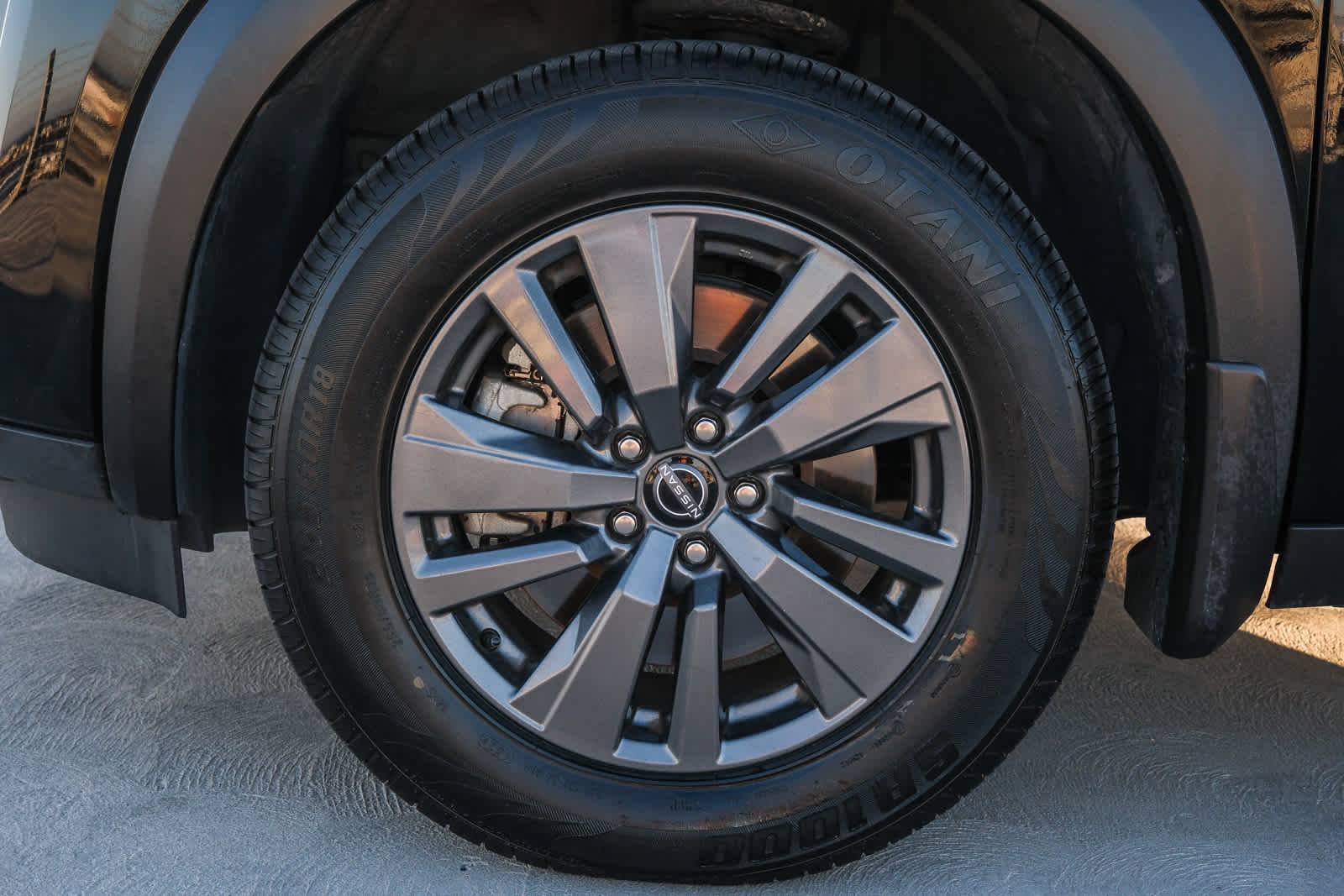 2022 Nissan Pathfinder SV photo 7