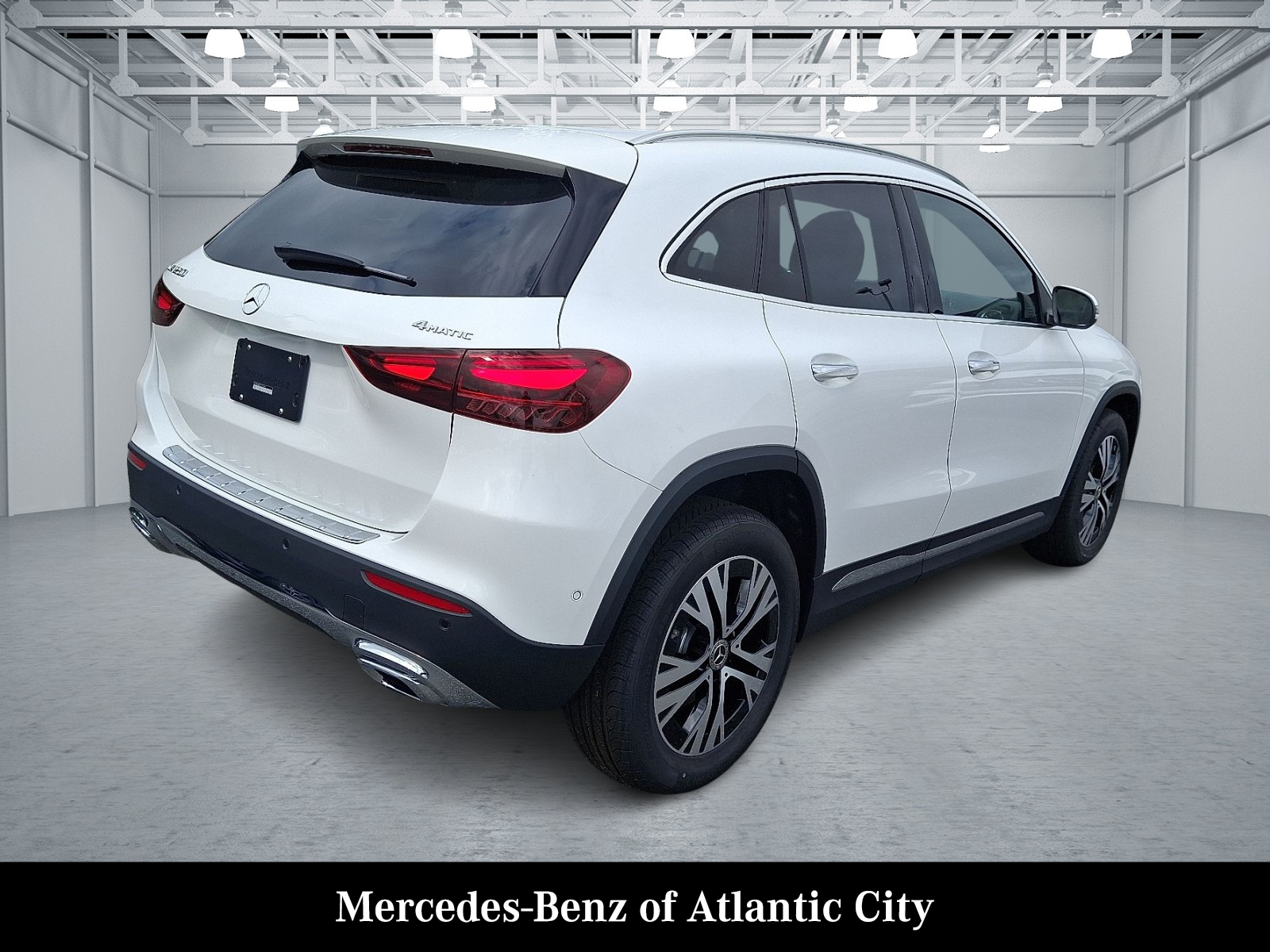 2026 Mercedes Benz GLA 250 4MATIC photo 3
