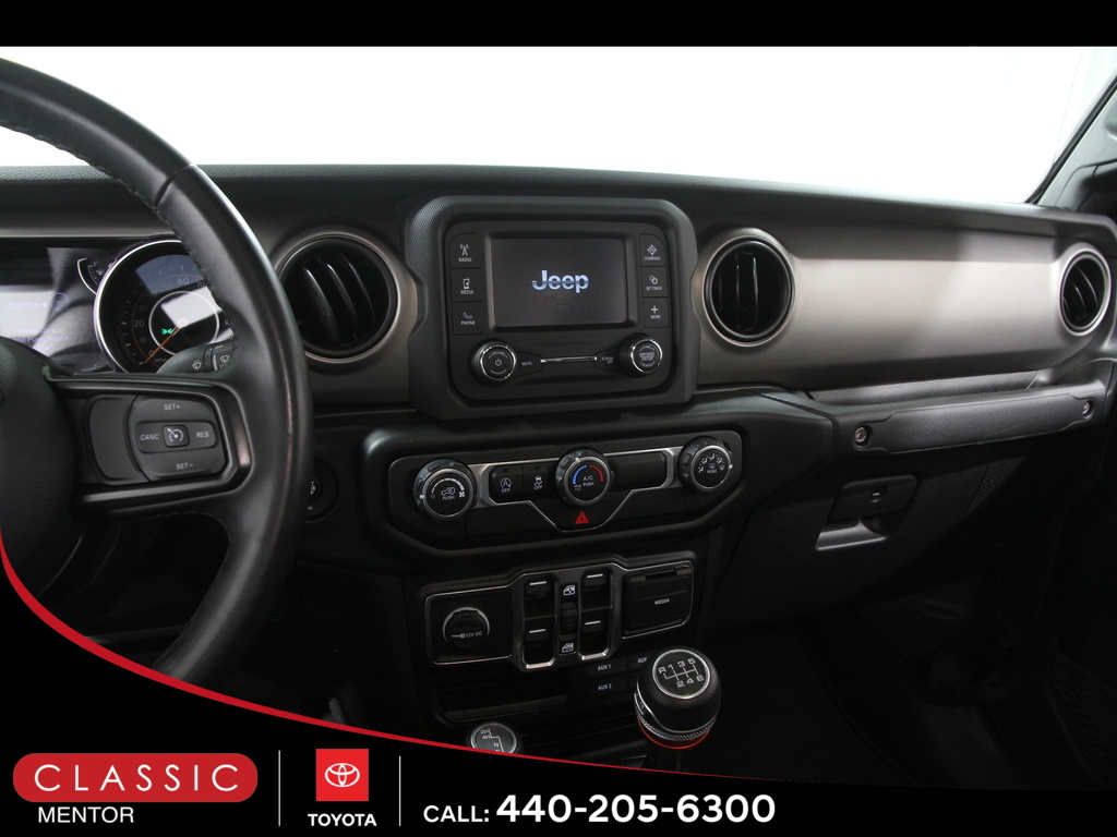 2020 Jeep Gladiator Sport photo 9