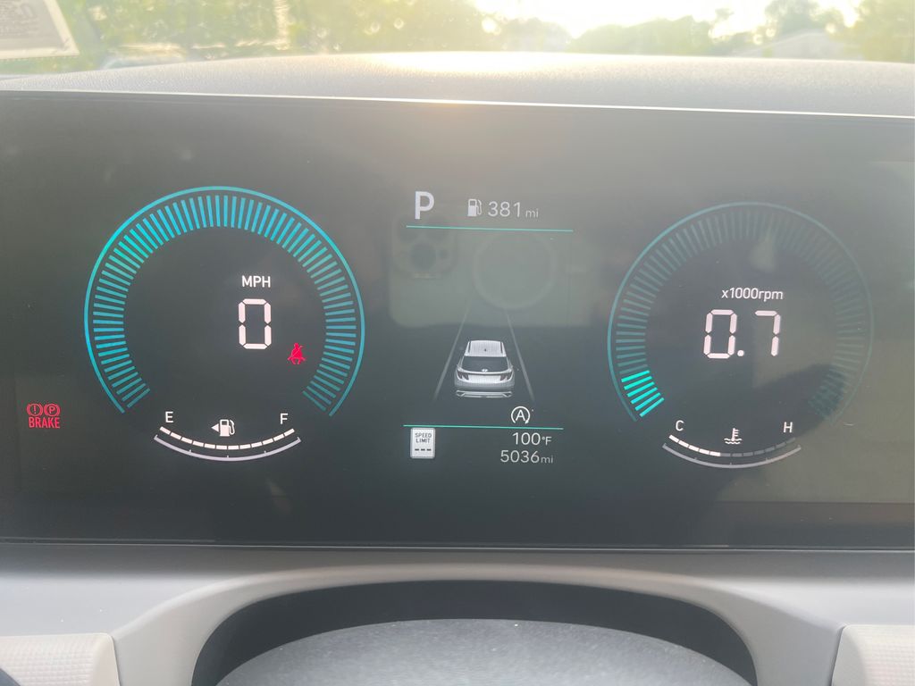 2025 Hyundai Tucson SE photo 15