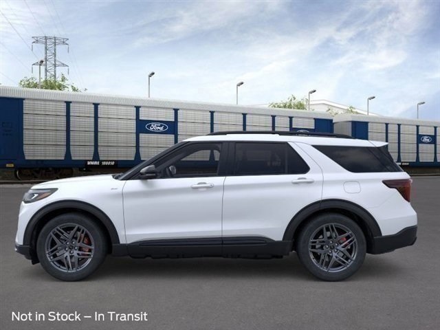 2026 Ford Explorer ST-Line photo 22