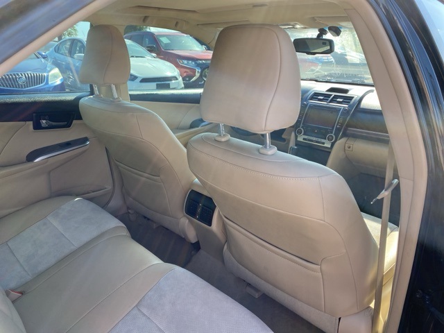 2014 Toyota Camry Hybrid XLE photo 20