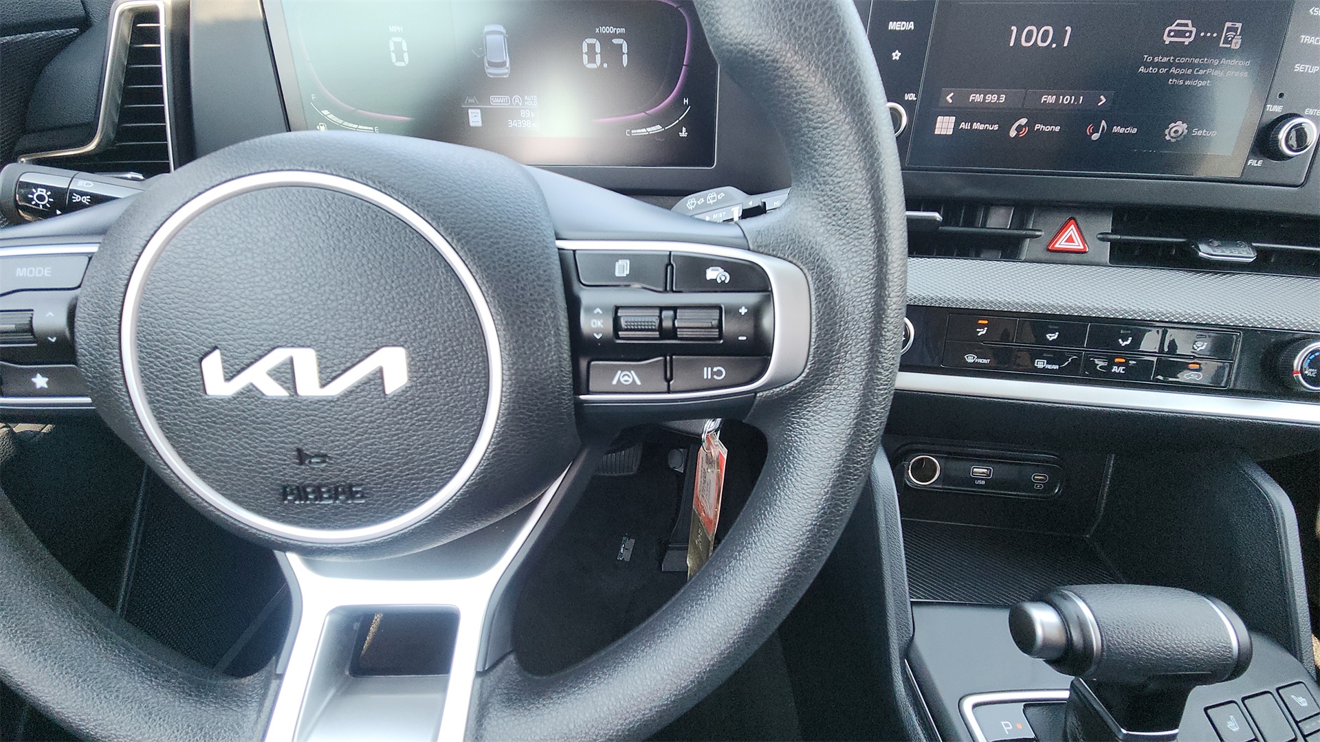 2024 Kia Sportage LX photo 23