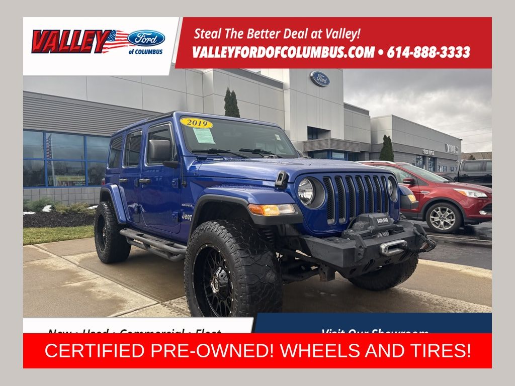 2019 Jeep Wrangler Unlimited Sahara's photo