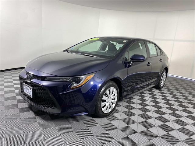 2021 Toyota Corolla LE photo 3
