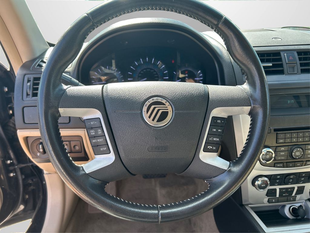 2010 Mercury Milan Premier photo 16