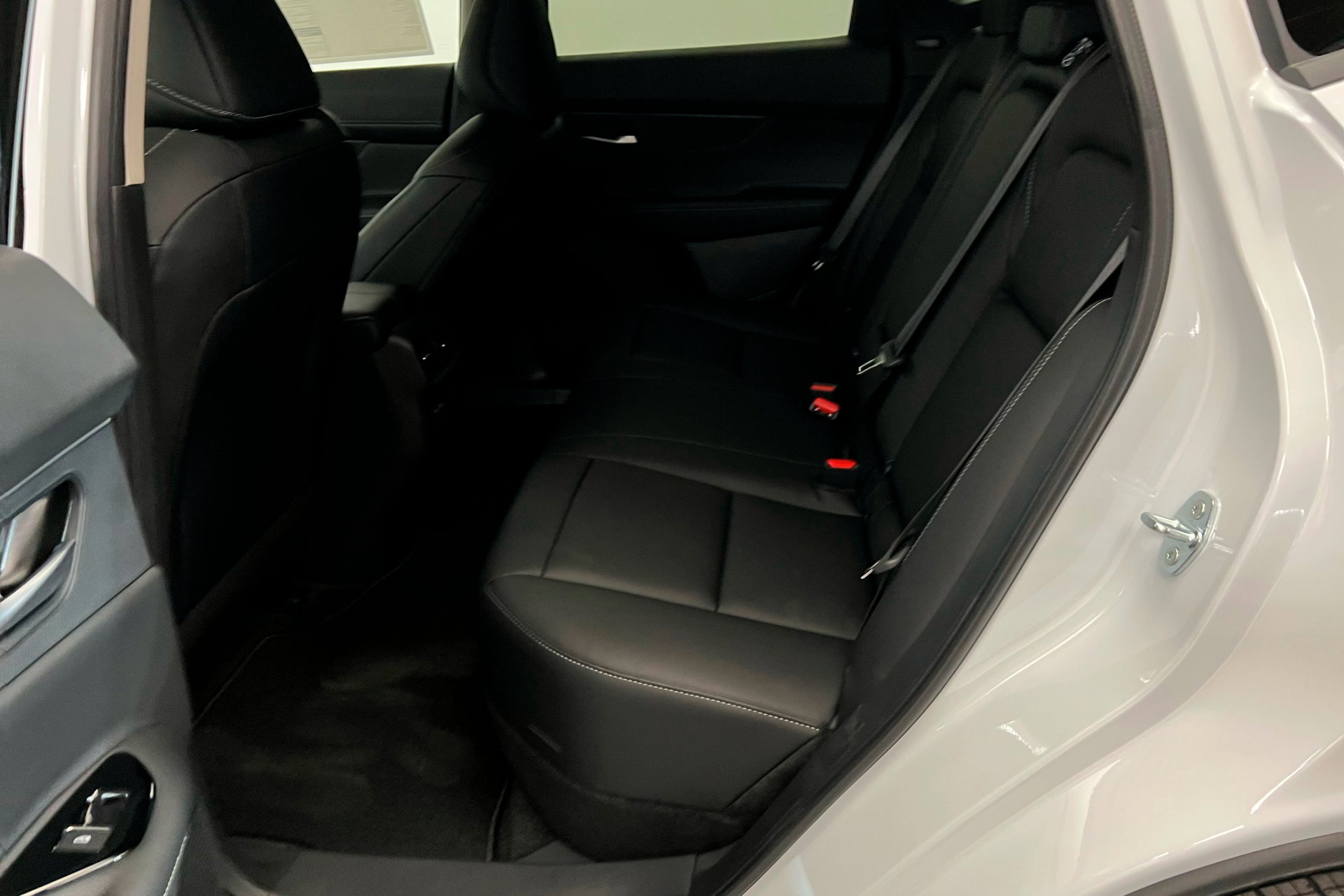 2025 Nissan Murano SV photo 21