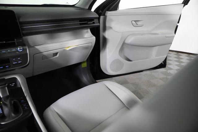 2026 Hyundai Kona SEL photo 19