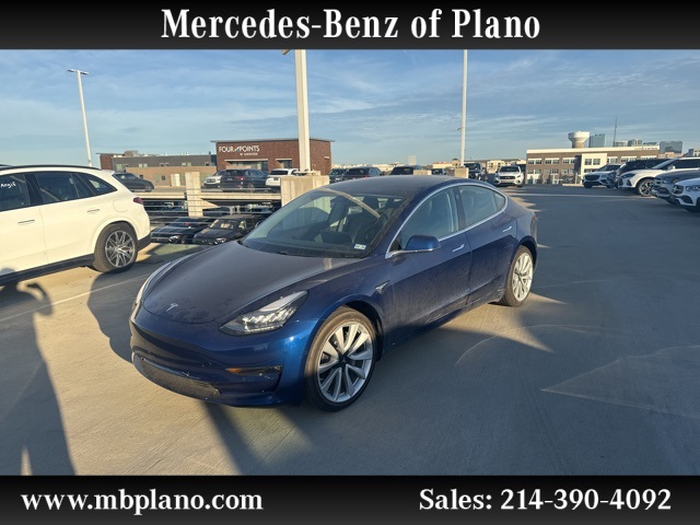 2019 Tesla Model 3 Mid Range's photo