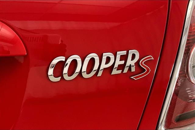 2010 Mini Cooper S photo 28