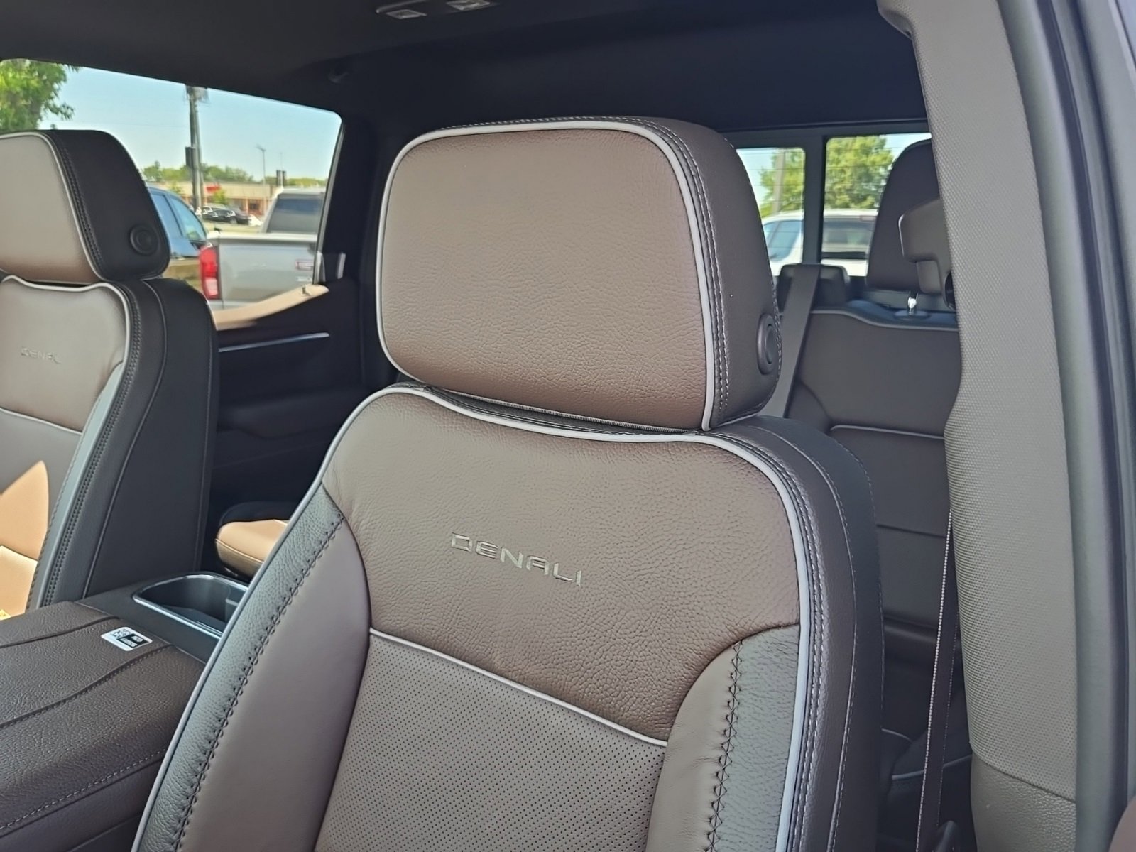2026 Gmc Sierra 1500 Denali photo 17