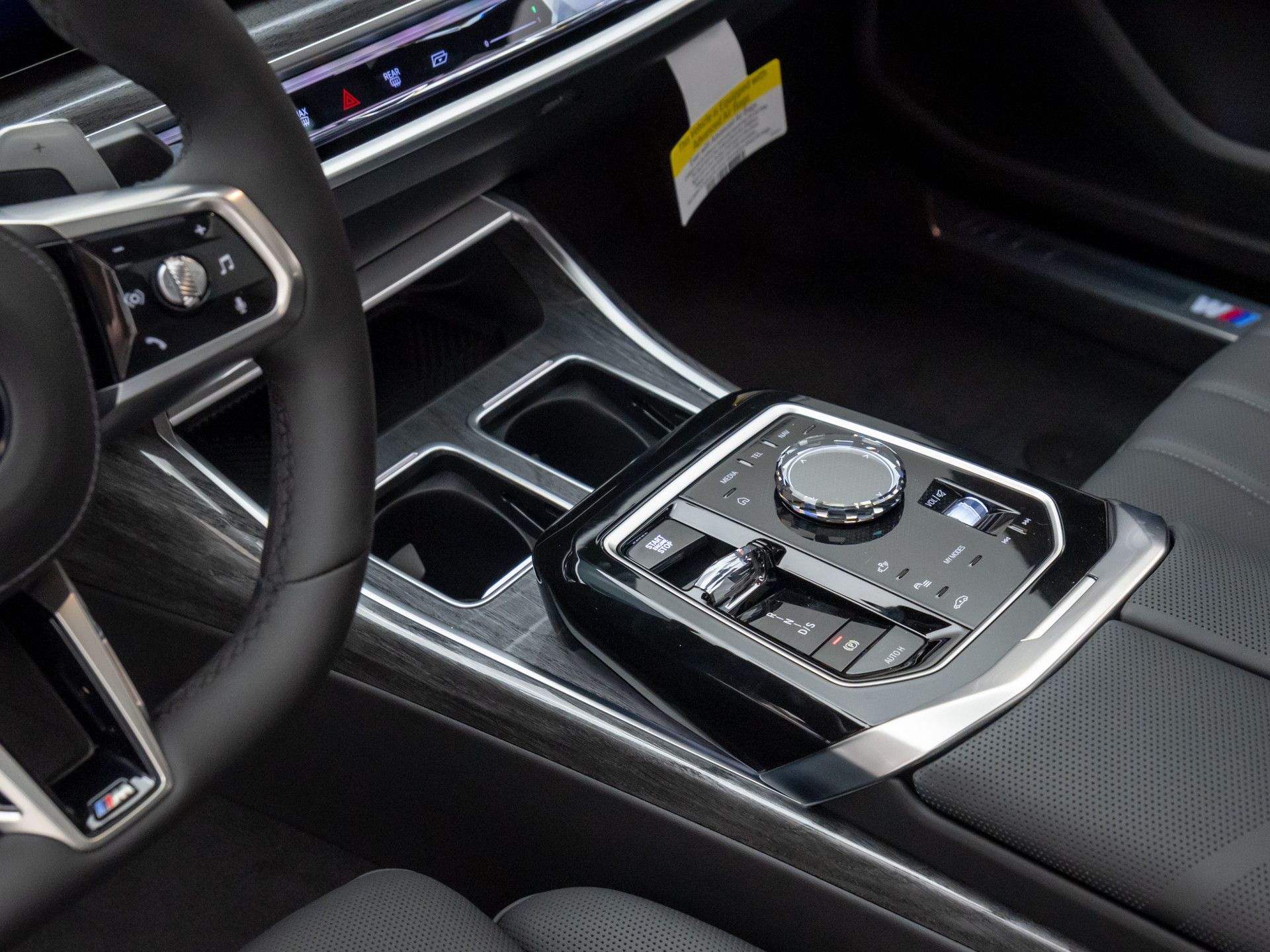 New 2025 Dravit Grey Metallic BMW 760i xDrive image 12