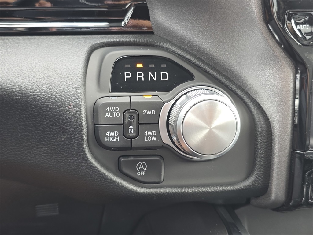 2026 Ram 1500 Laramie photo 16
