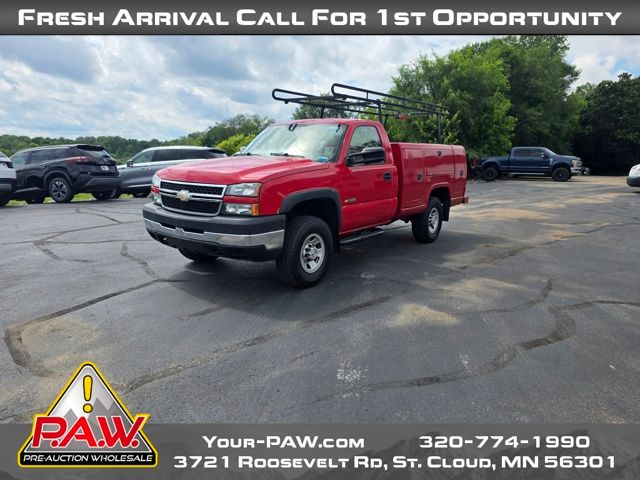 2007 Chevrolet Silverado 3500HD Work Truck photo 4