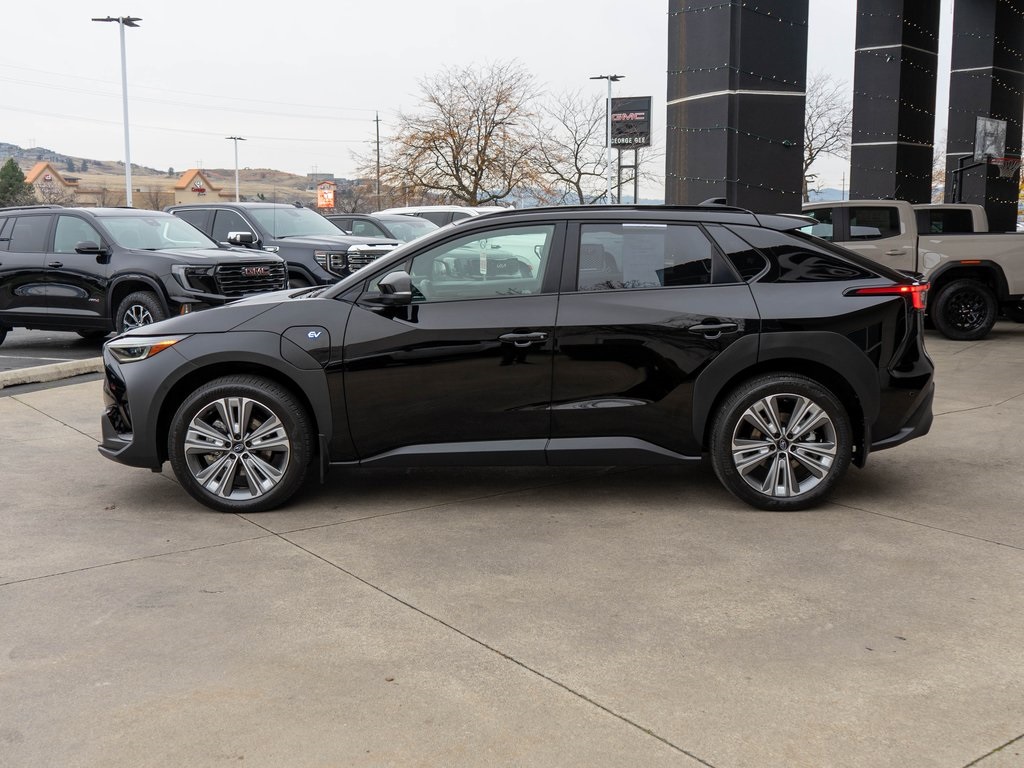 2024 Subaru Solterra Limited photo 2