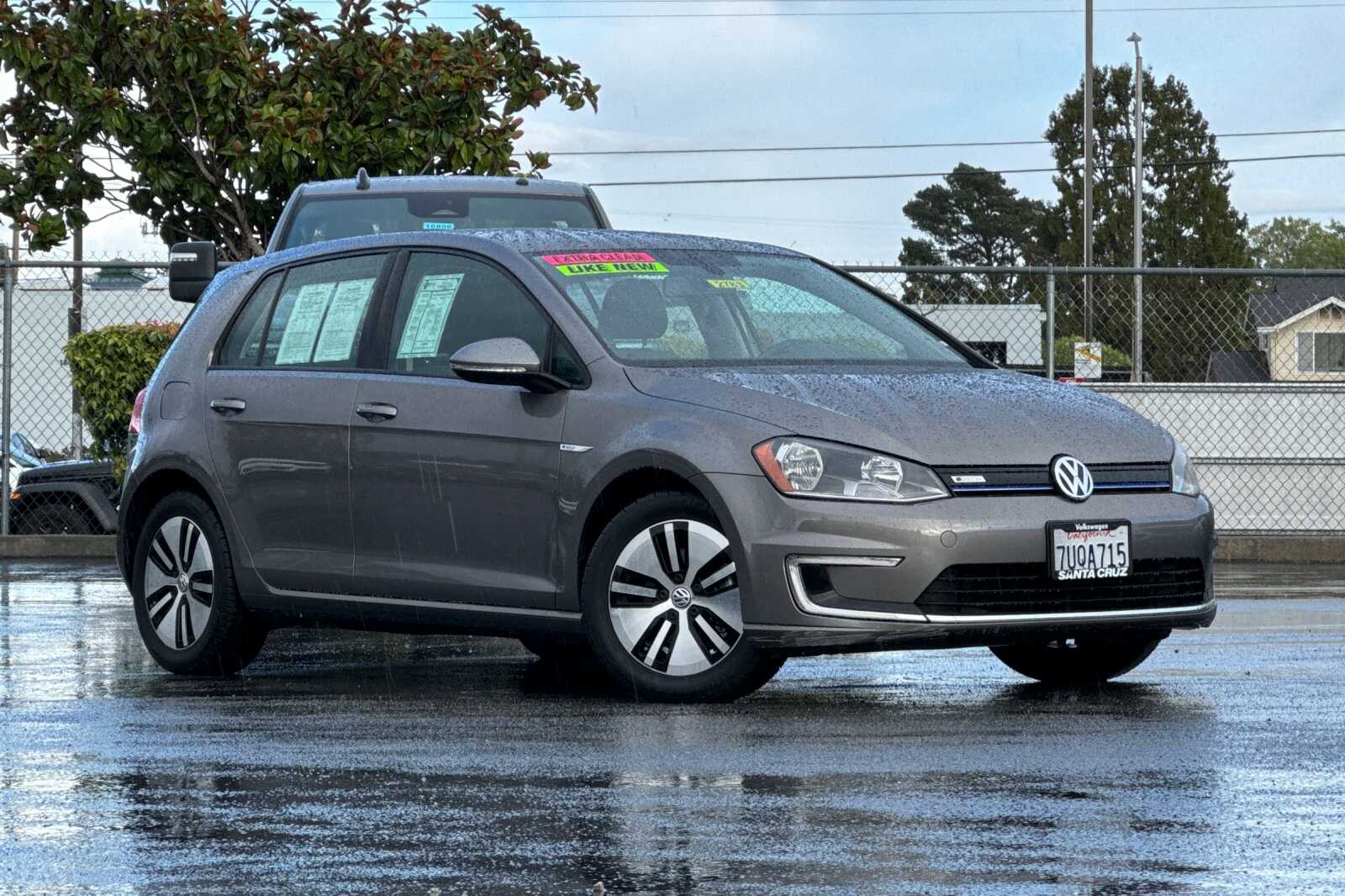 Used 2016 Volkswagen e-Golf e-Golf SE with VIN WVWKP7AU7GW913179 for sale in Santa Cruz, CA