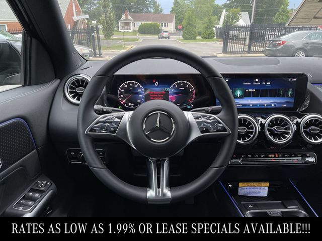 2025 Mercedes Benz GLA 250 4MATIC photo 4