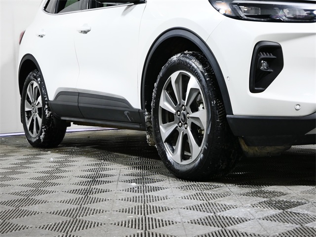 Used 2024 Ford Escape Platinum with VIN 1FMCU9JA4RUA96410 for sale in Apple Valley, Minnesota