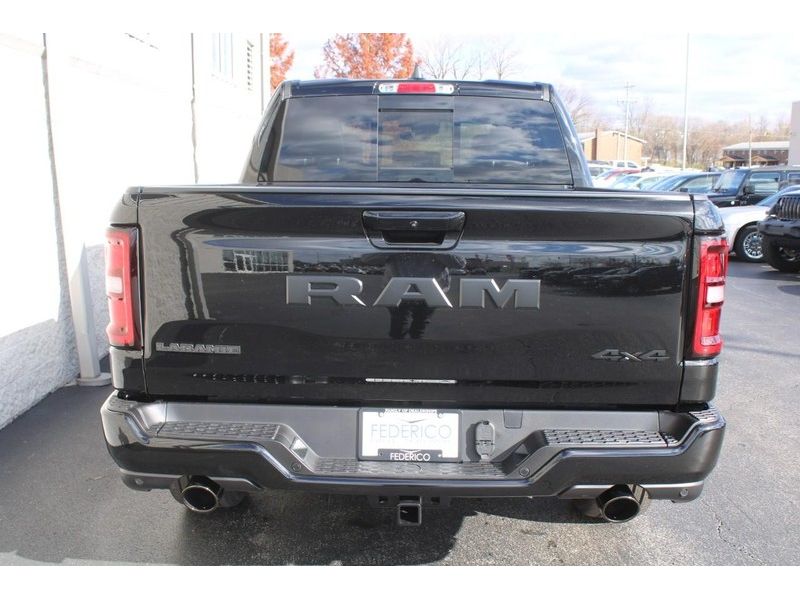 2026 Ram 1500 Laramie photo 4