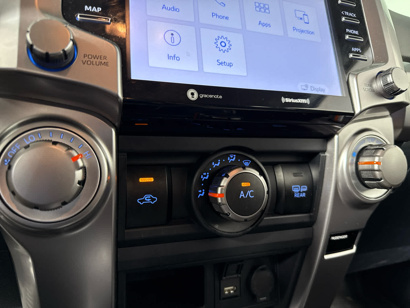2021 Toyota 4Runner SR5 photo 19