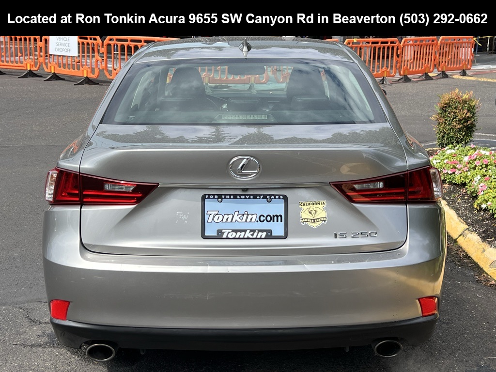 2014 Lexus IS 250 photo 7
