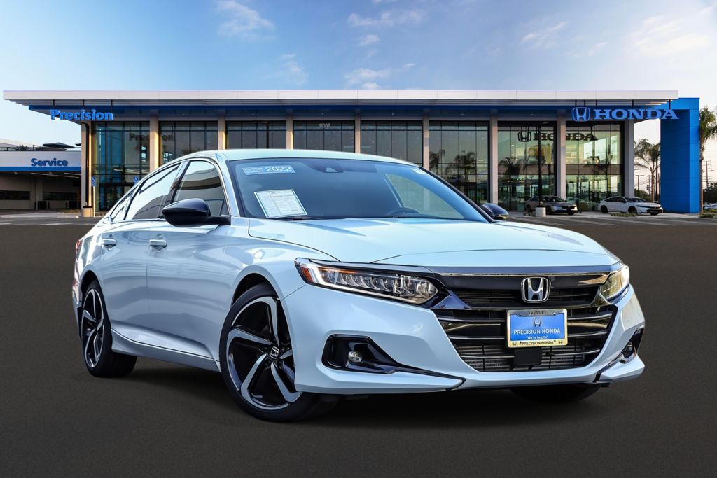 2022 Honda Accord Sport's photo
