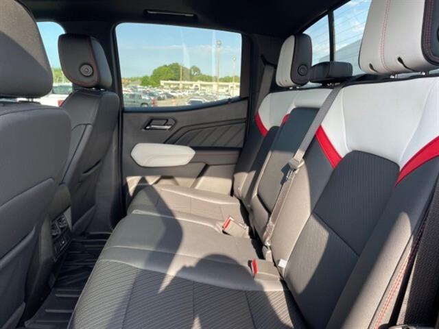 2024 Gmc Canyon AT4X photo 12
