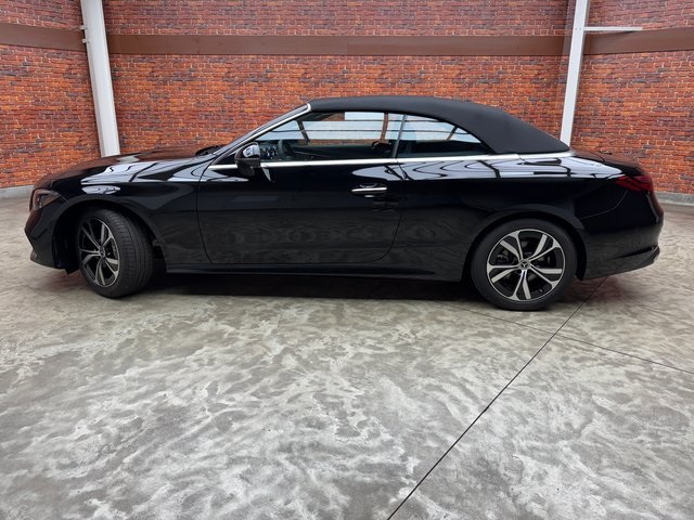 2025 Mercedes Benz CLE 300 photo 2